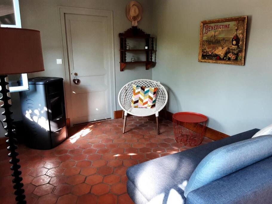 Вилла Les Annexes Verdun-sur-le-Doubs Экстерьер фото