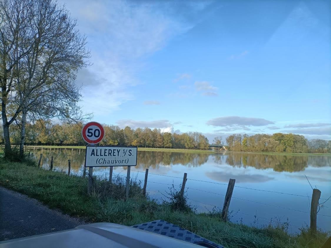 Вилла Les Annexes Verdun-sur-le-Doubs Экстерьер фото